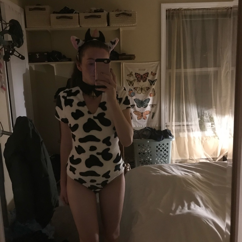 COPY - Moo 🐄🐄🐄 Cow Bodysuit Costume